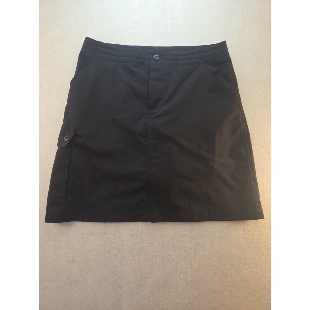 Patagonia Size 4 Black Nylon Blend Hideaway Skort Skirt Pencil Travel Cargo
